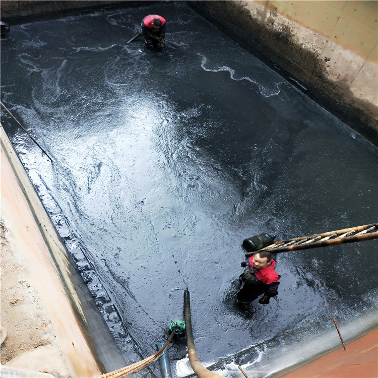 花垣废水池清理